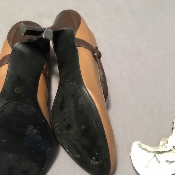 Pumps - Picture 3 of 3